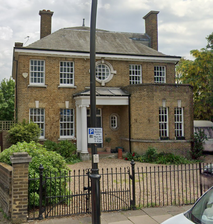 00_London_W13 9QE